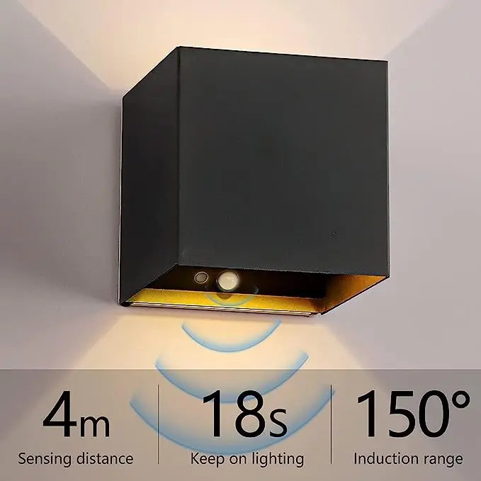 Infinite Cube Wall Light™